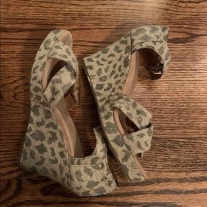 Toms wedge sandal